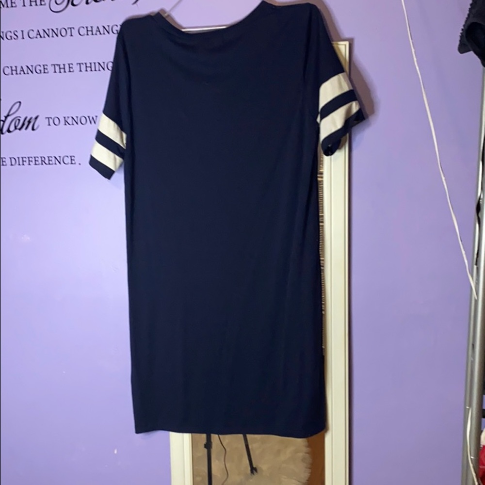 Clothes - Picture 2 of 2